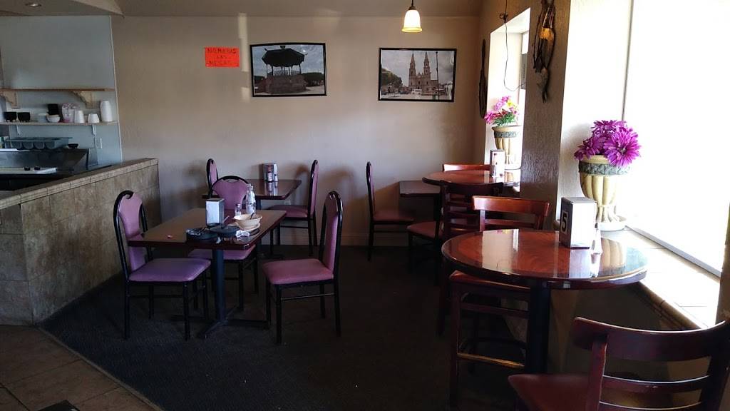 La Esmeralda | restaurant | 2777 S Elm Ave, Fresno, CA 93706, USA | 5594437178 OR +1 559-443-7178