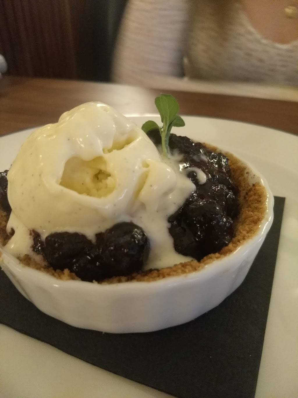 The Refectory | restaurant | 862 Lancaster Ave, Villanova, PA 19085, USA | 6105195786 OR +1 610-519-5786