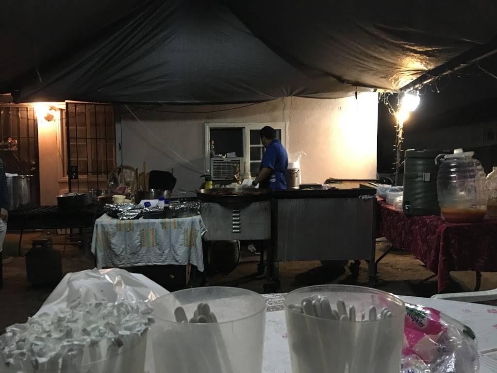 Pupusas De Niña Gloria | restaurant | 10815 Carmenita Rd, Whittier, CA 90605, USA | 5623289476 OR +1 562-328-9476