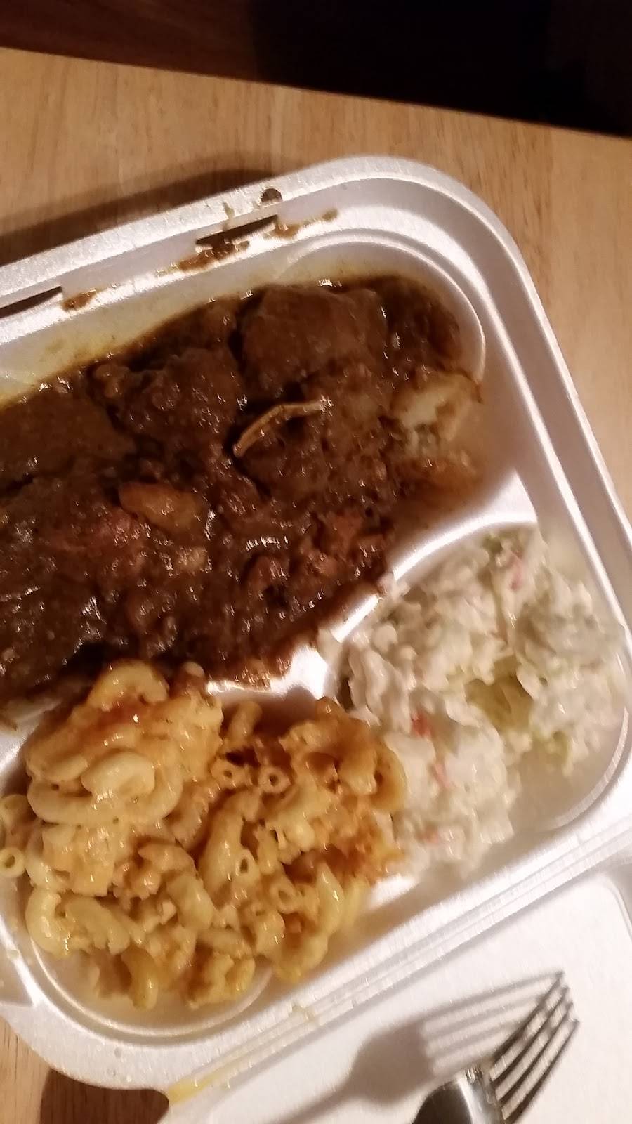 C&M BBQ Grill | restaurant | 6457 Kennedy Ave, Cincinnati, OH 45213, USA | 5136318888 OR +1 513-631-8888