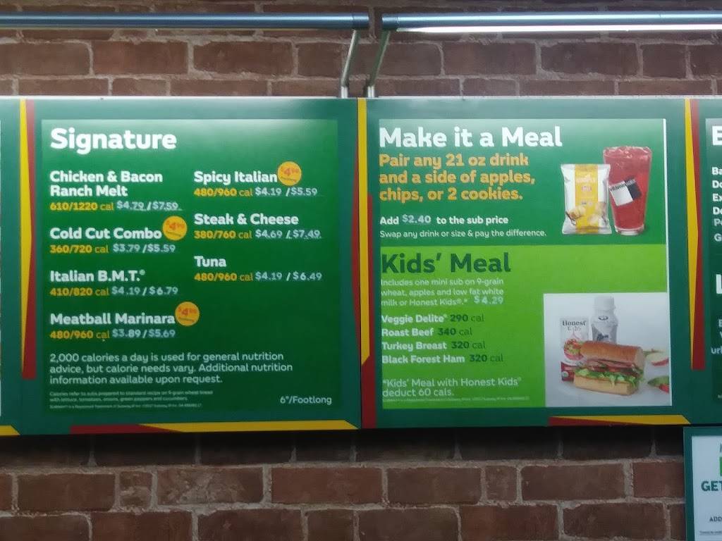 Subway | restaurant | 5991 New Golden Rod Road, Orlando, FL 32822, USA | 4073822250 OR +1 407-382-2250