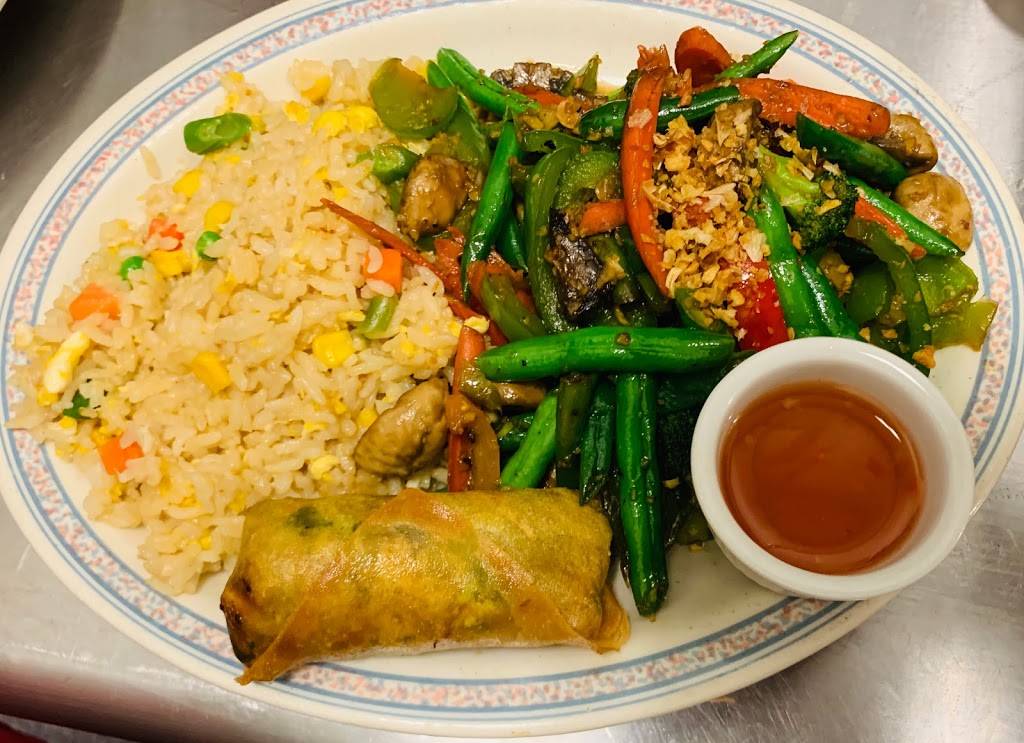 Queen of Eggrolls | restaurant | 2815a NW 10th St, Oklahoma City, OK 73107, USA | 4057682417 OR +1 405-768-2417