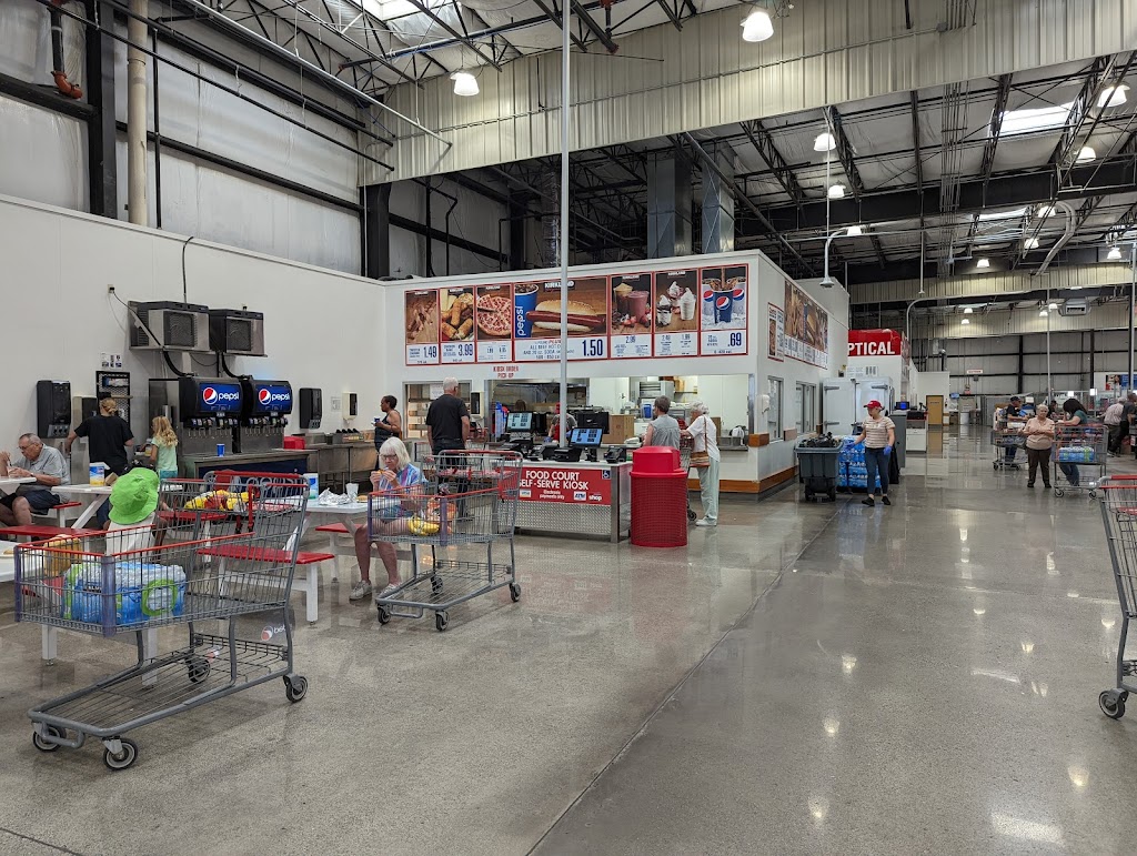 Costco Food Court | meal takeaway | 301 5th St, Clarkston, WA 99403, USA | 5097582996 OR +1 509-758-2996