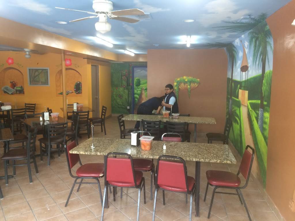 Taquería Maravatio | restaurant | 2618 W 59th St, Chicago, IL 60629, USA | 7734346660 OR +1 773-434-6660