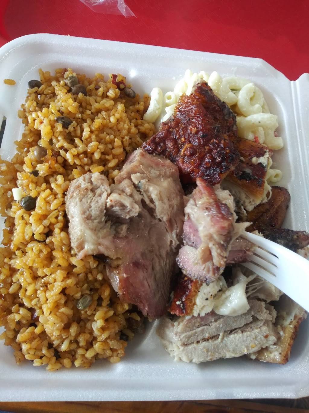 Lechonera Jibarita | restaurant | 929 N Semoran Blvd, Orlando, FL 32807, USA | 4077570600 OR +1 407-757-0600