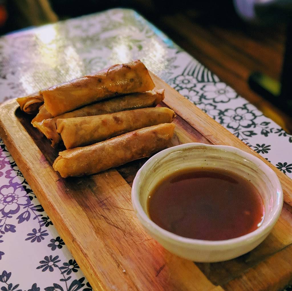 Bayan ko | restaurant | 1810 W Montrose Ave, Chicago, IL 60613, USA | 7736986373 OR +1 773-698-6373