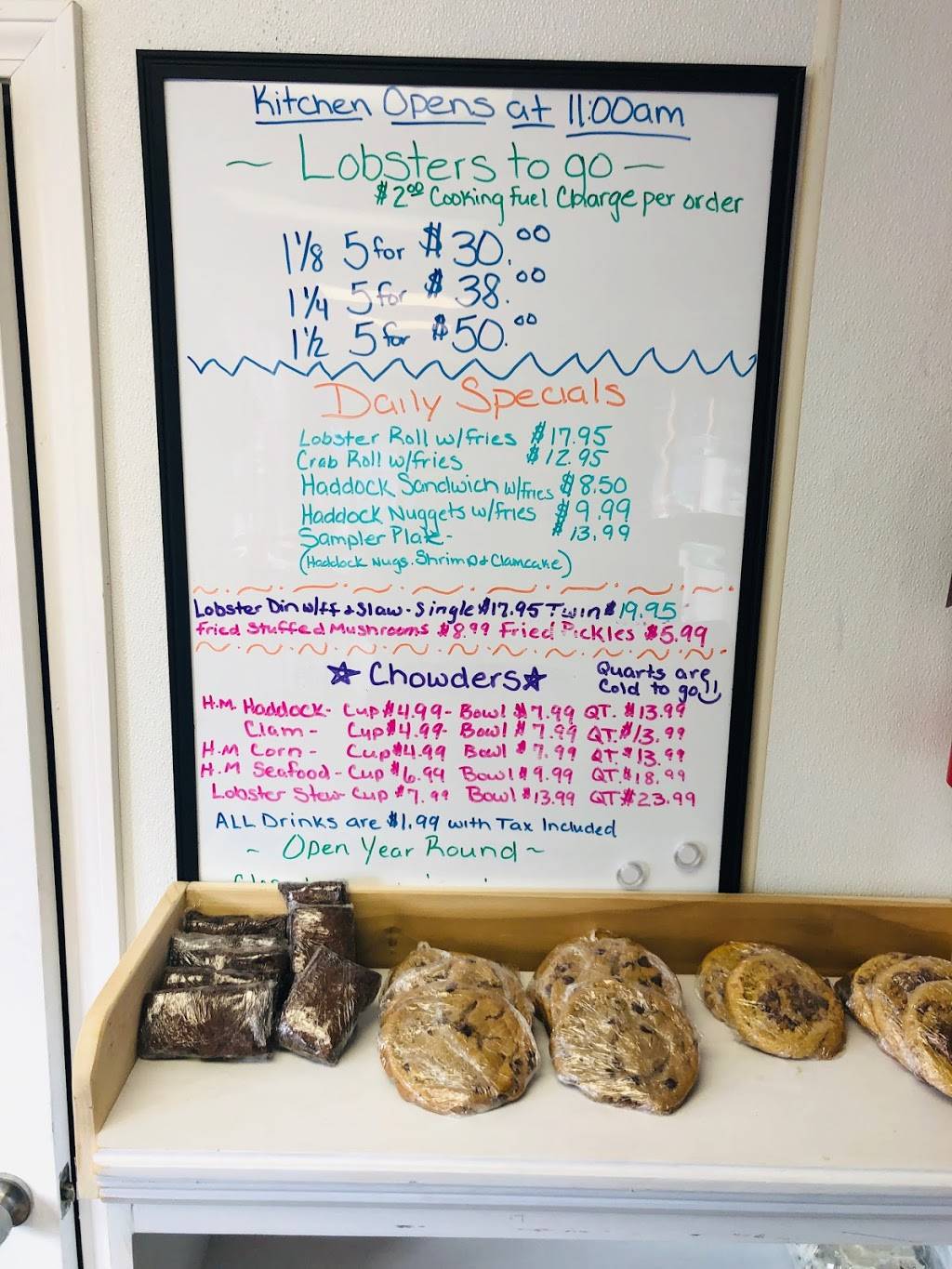 Docks Boathouse | meal takeaway | 472 Elm St, Biddeford, ME 04005, USA | 2072861600 OR +1 207-286-1600