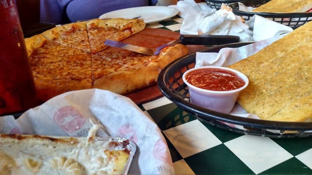 Pizza Hut | restaurant | 685 Park St, Belmont, NC 28012, USA | 7048257335 OR +1 704-825-7335