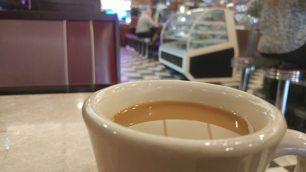 Circle Diner | restaurant | 813 Loudon Rd, Latham, NY 12110, USA | 5187853324 OR +1 518-785-3324