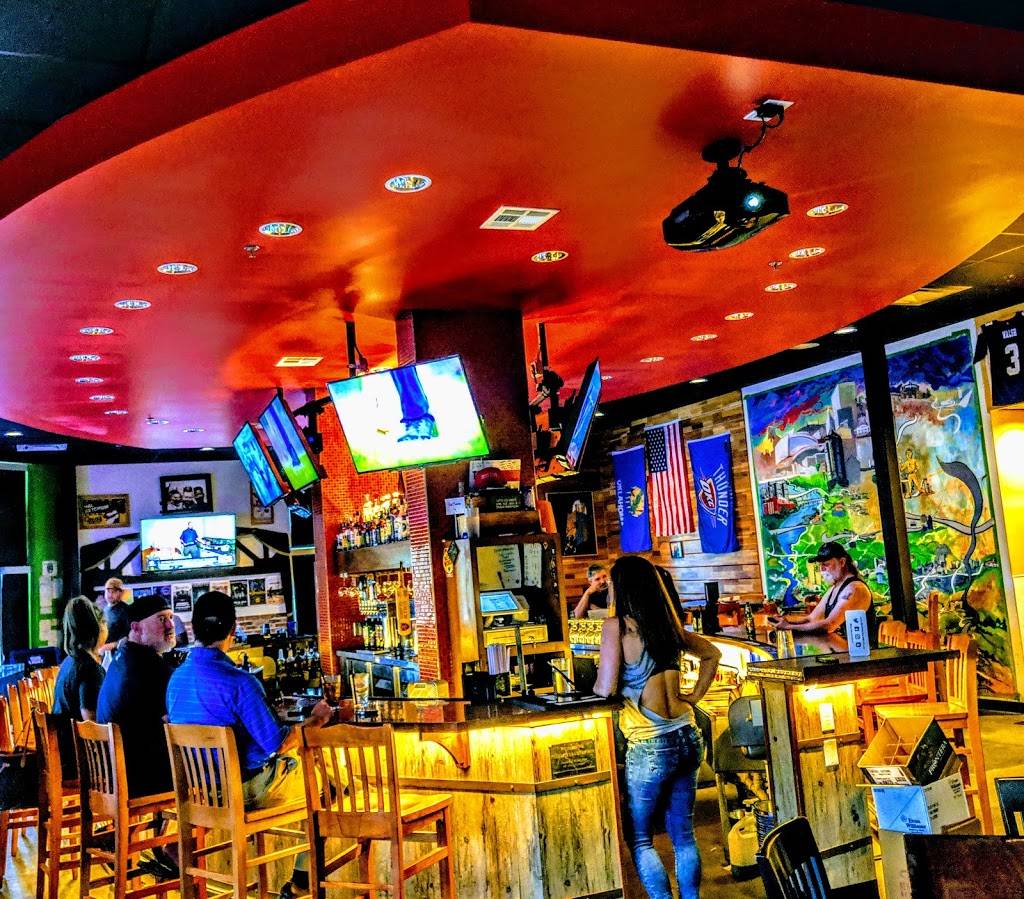 Treys Bar & Grill | restaurant | 7891 E 108th St #22, Tulsa, OK 74133, USA | 9189704950 OR +1 918-970-4950