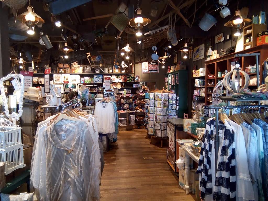 Cracker Barrel Old Country Store | restaurant | 5100 Tiedeman Rd, Brooklyn, OH 44144, USA | 2168981822 OR +1 216-898-1822