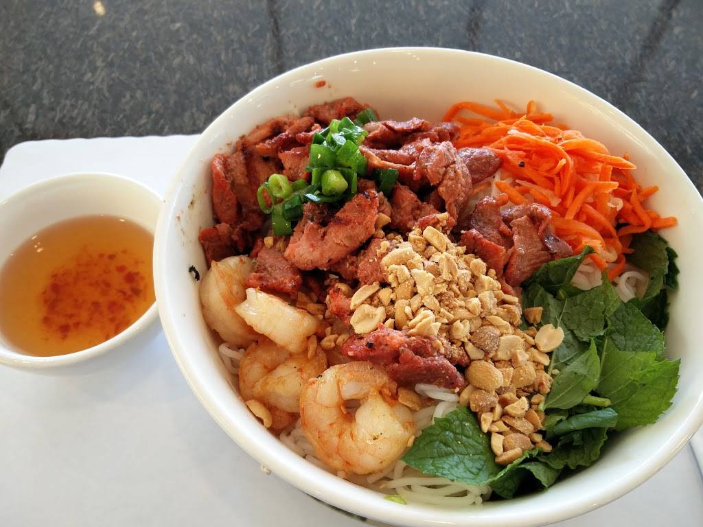 Banh Mi Che Cali | meal takeaway | 7968 Garvey Ave, Rosemead, CA 91770, USA | 6265723788 OR +1 626-572-3788