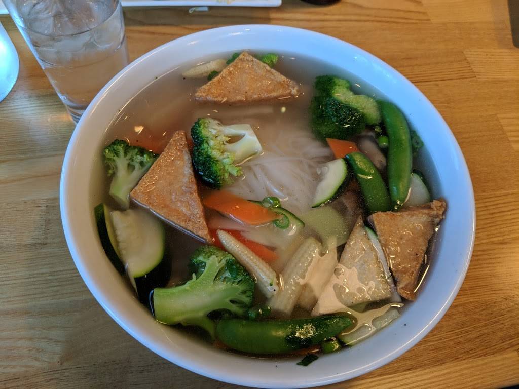 Pho Kitchen Bar & Grill | restaurant | unit 3, 2314, 2900 Baseline Rd, Boulder, CO 80303, USA | 3038723903 OR +1 303-872-3903