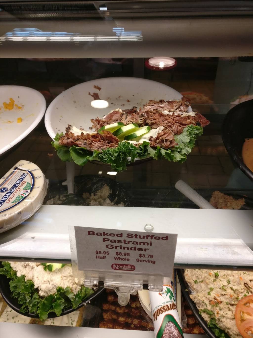 Nardellis Grinder Shoppe | restaurant | 515 Watertown Ave, Waterbury, CT 06708, USA | 2037537400 OR +1 203-753-7400