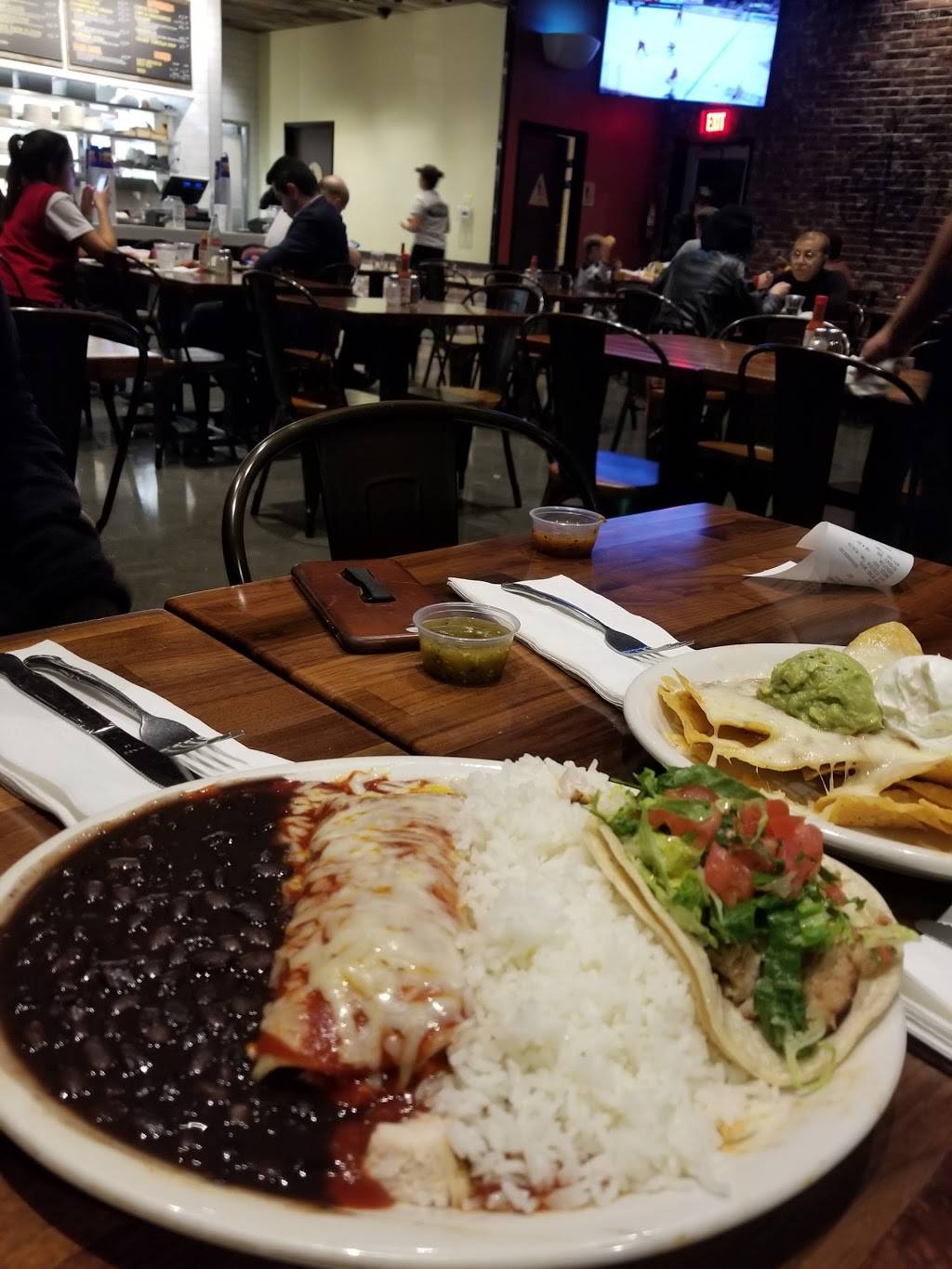 Baja Fish Tacos | restaurant | 745 S Main St #170, Orange, CA 92868, USA | 7146174910 OR +1 714-617-4910