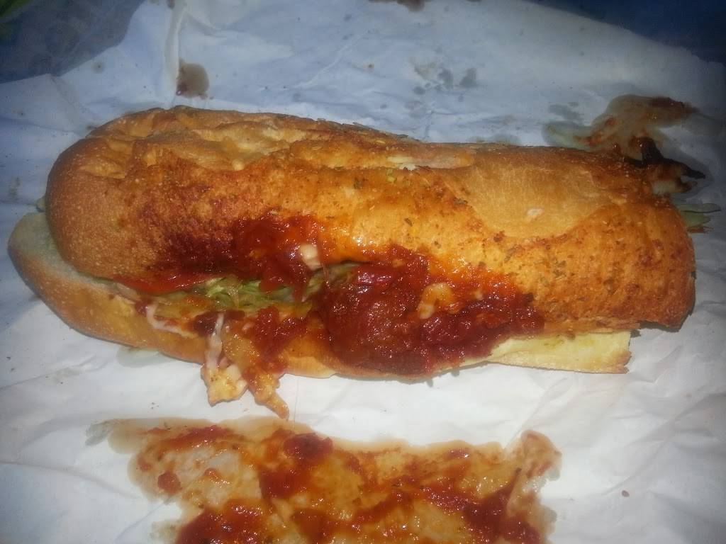 Subway Restaurants | restaurant | 300 Wootton St, Boonton, NJ 07005, USA | 9733341122 OR +1 973-334-1122