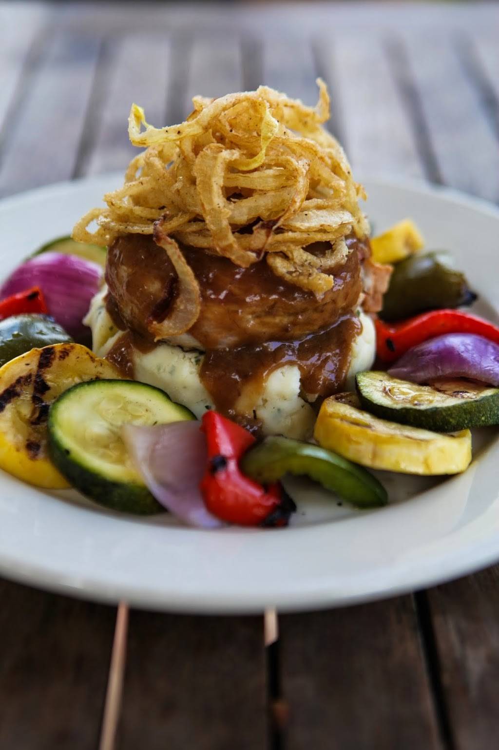 Signature Events & Catering | restaurant | 4870 S Tamiami Trail, Sarasota, FL 34231, USA | 9412590606 OR +1 941-259-0606