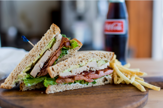 Mavericks Real Roast Beef | restaurant | 1746 Lexington Ave N, Roseville, MN 55113, USA | 6514939672 OR +1 651-493-9672