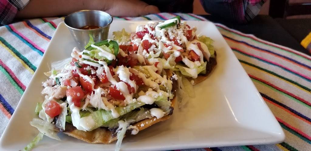 Guacamole Mexican Bistro | restaurant | 16850 Yonge St, Newmarket, ON L3Y 0A3, Canada | 9052357185 OR +1 905-235-7185