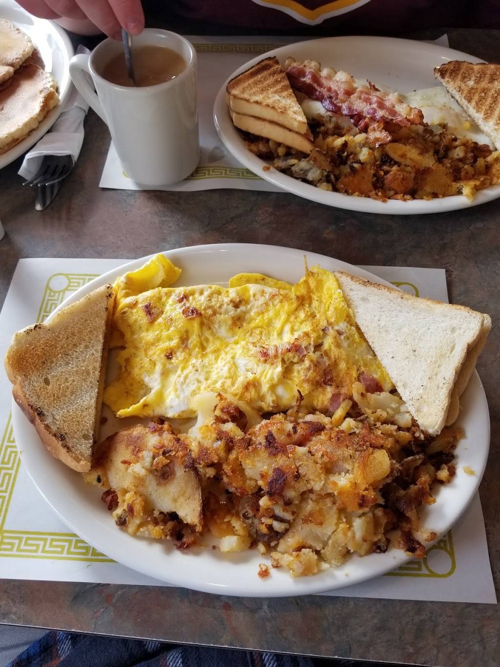 Parkway Diner | restaurant | 2271 Sans Souci Pkwy, Wilkes-Barre, PA 18706, USA | 5707351314 OR +1 570-735-1314
