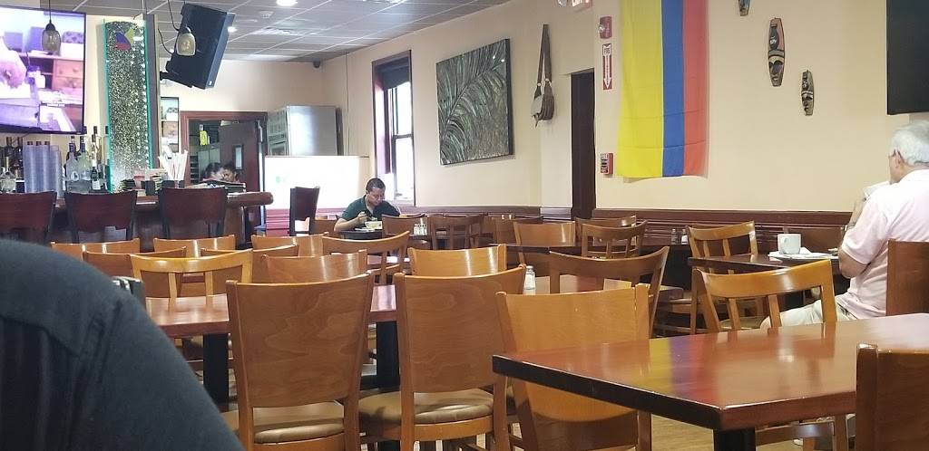 Makondo Restaurant | restaurant | 139 N Main St, Port Chester, NY 10573, USA | 9143056147 OR +1 914-305-6147