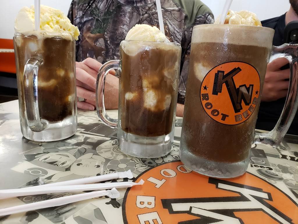 K N Root Beer Drive In | restaurant | 1108 Cypress St, Graham, TX 76450, USA | 9405492247 OR +1 940-549-2247