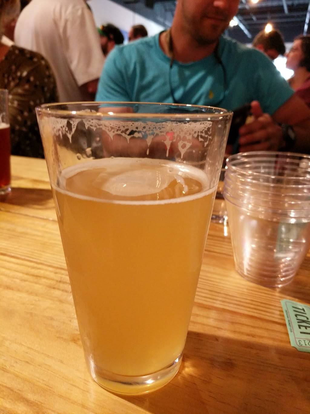 Atlantic Beach Brewing Company | restaurant | 725 Atlantic Blvd Suite 3, Atlantic Beach, FL 32233, USA | 9043724116 OR +1 904-372-4116