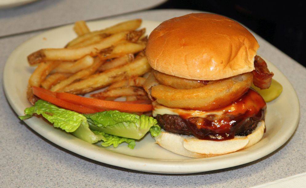 Blondies Trolley Diner | restaurant | 336 E Chester St, Kingston, NY 12401, USA | 8453311700 OR +1 845-331-1700