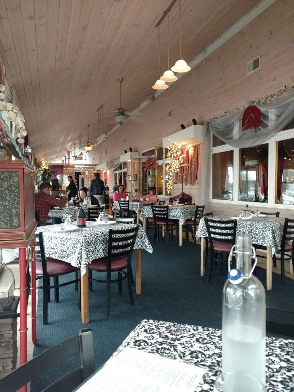 Nukeo Thai | restaurant | 1350 Marine St, Green Bay, WI 54301, USA | 9204550383 OR +1 920-455-0383