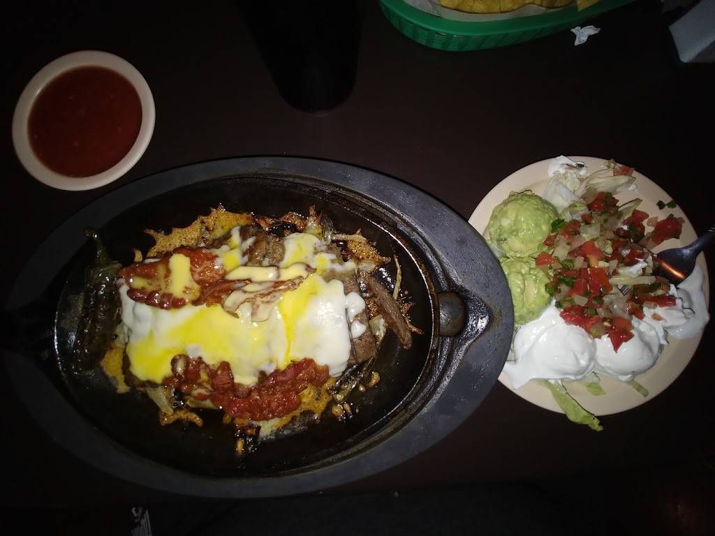 Franciscos | restaurant | 505 US-79, Henderson, TX 75652, USA | 9033928262 OR +1 903-392-8262