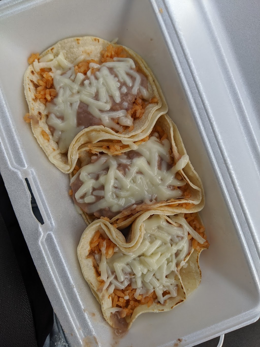 Robles Mexican Food | restaurant | 1401 Dakota Ave, South Sioux City, NE 68776, USA | 7125774853 OR +1 712-577-4853