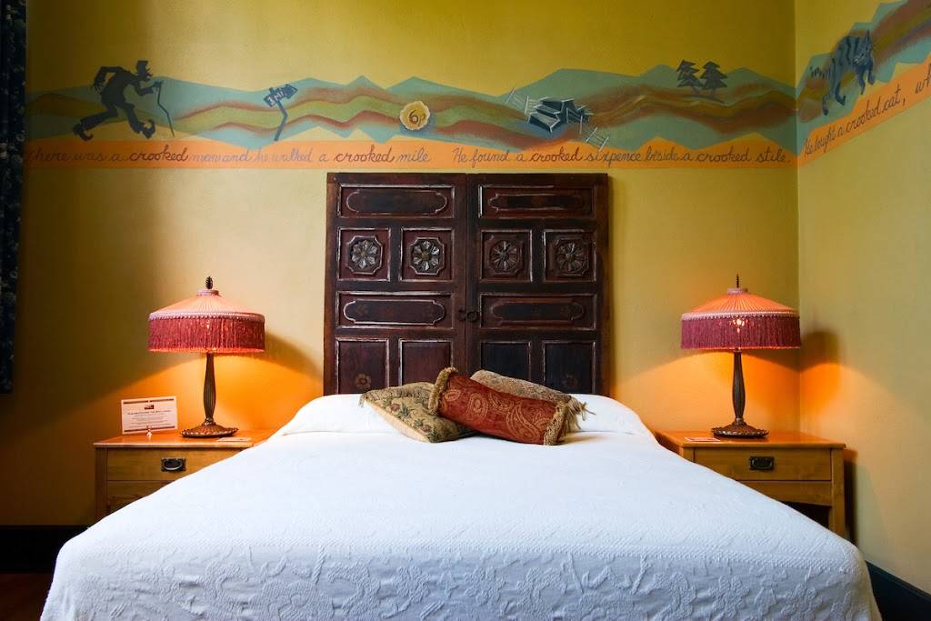 McMenamins Kennedy School | restaurant | 5736 NE 33rd Ave, Portland, OR 97211, USA | 5032493983 OR +1 503-249-3983