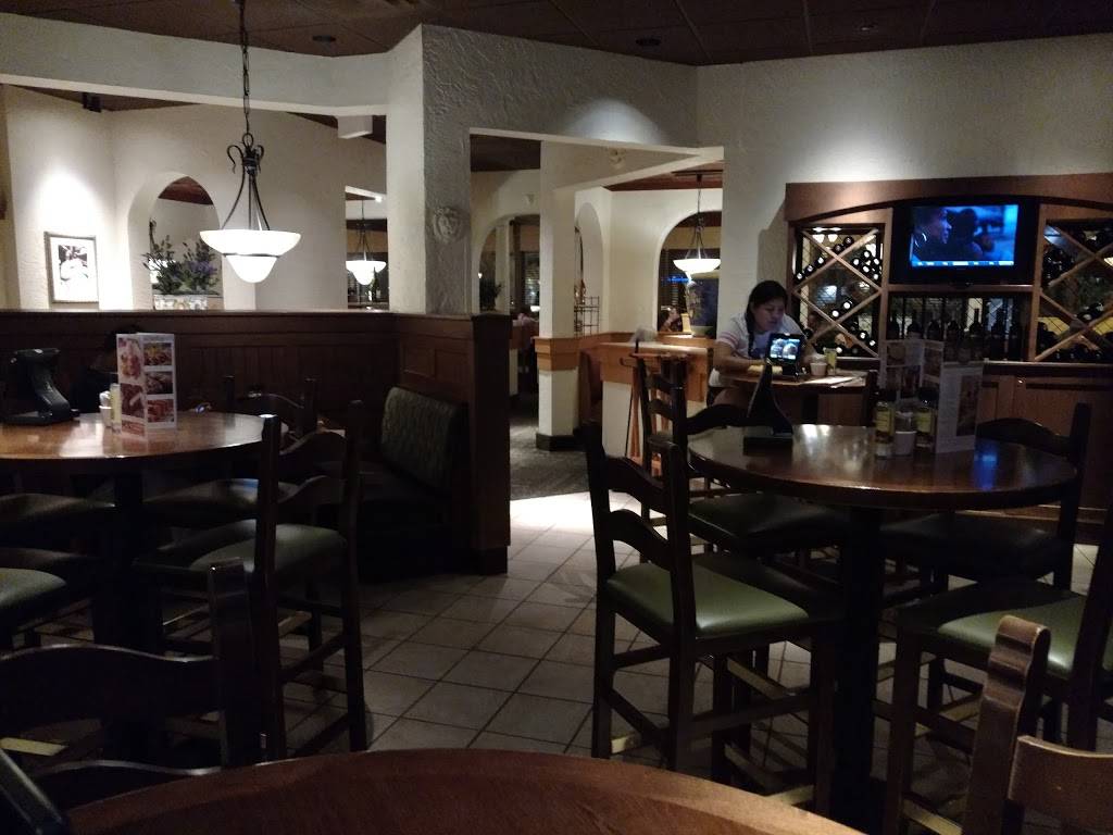 Olive Garden Italian Restaurant | meal takeaway | 1010 W Elliot Rd, Tempe, AZ 85284, USA | 4807770032 OR +1 480-777-0032