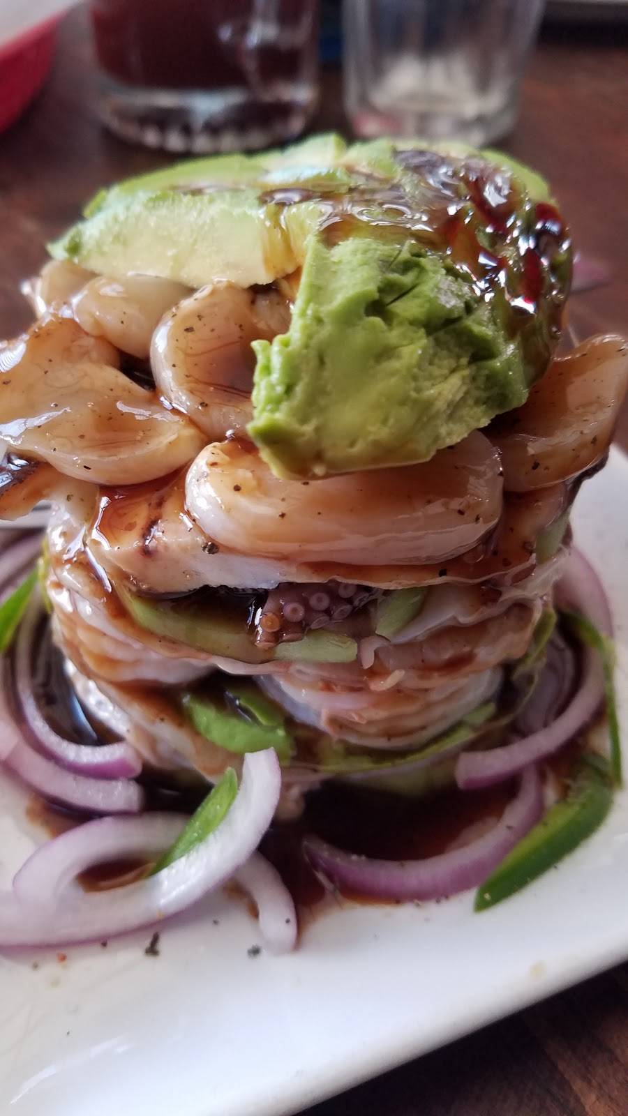 Mariscos La Vikinga | restaurant | Blvd. Benito Juárez 105-8, Hacienda Floresta del Mar, 22703 Rosarito, B.C., Mexico | 016611206627 OR +52 661 120 6627