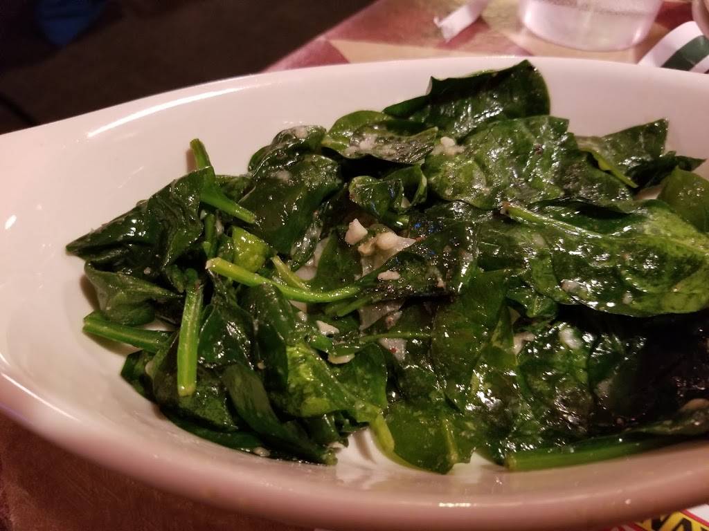 Russos Grill | restaurant | 365 W Main St, Amsterdam, NY 12010, USA | 5188422630 OR +1 518-842-2630