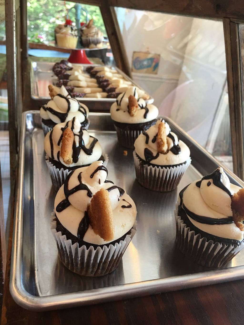 Cherry on Top Delights | bakery | 4665 Lower Roswell Rd #107, Marietta, GA 30068, USA | 6789964956 OR +1 678-996-4956