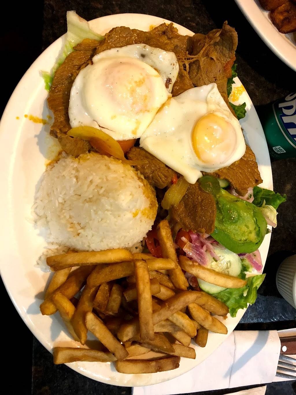 Sandros Latin Food | restaurant | 2703 23rd Ave, Astoria, NY 11105, USA | 7186062323 OR +1 718-606-2323