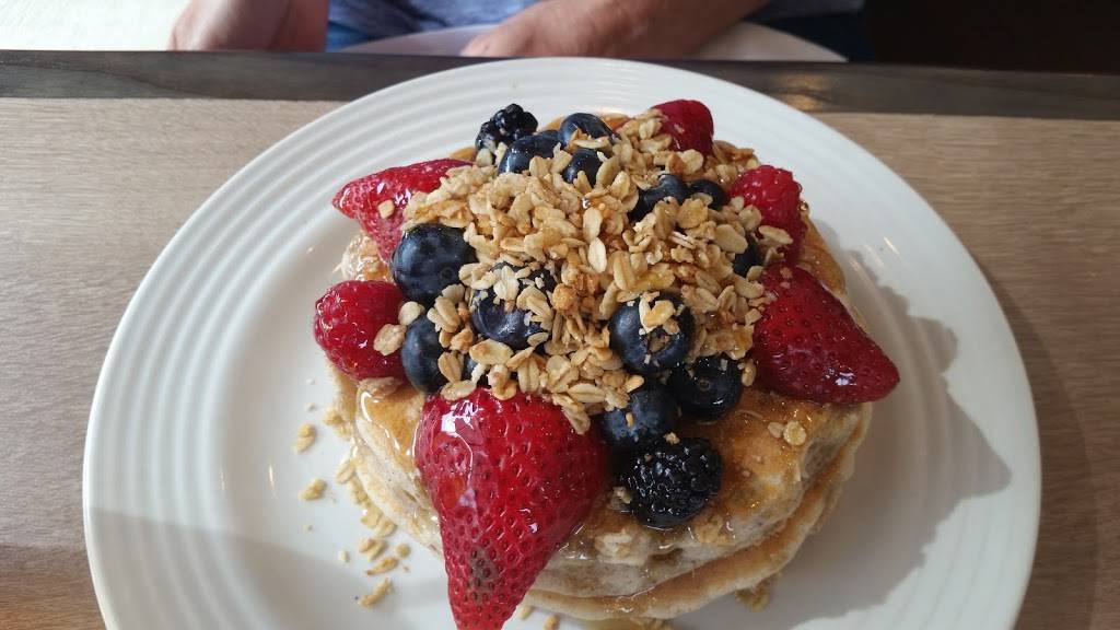 Stacked Crestwood | restaurant | 14306 S Cicero Ave, Crestwood, IL 60445, USA | 7084068888 OR +1 708-406-8888