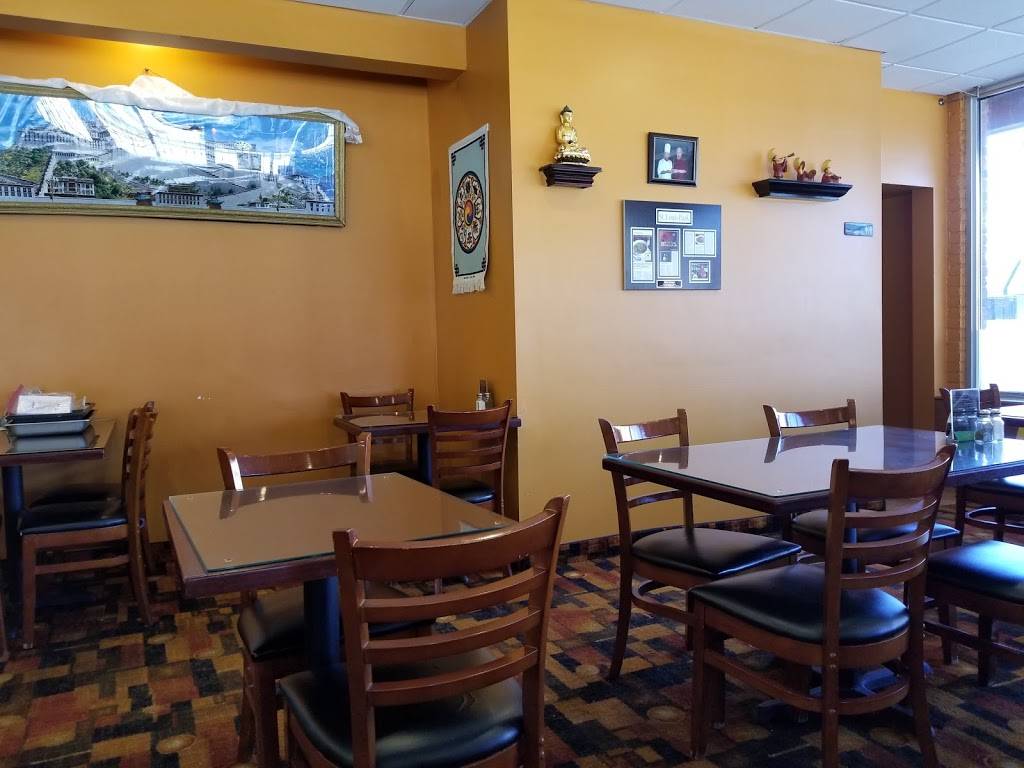Tibet Corner | restaurant | 802 Mainstreet, Hopkins, MN 55343, USA | 9524263885 OR +1 952-426-3885