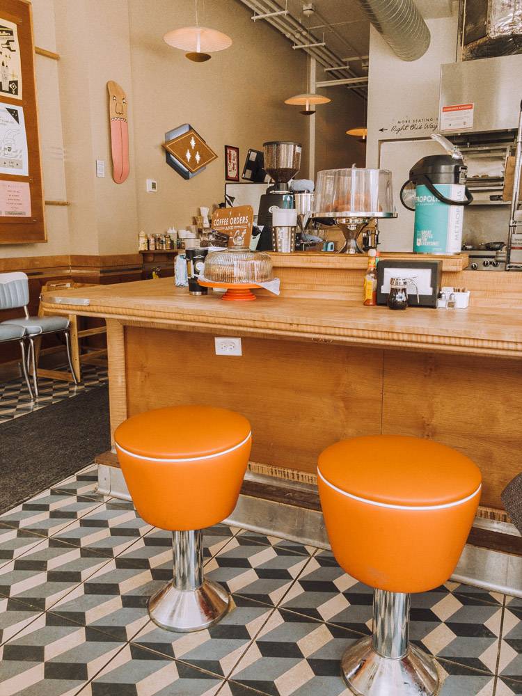 Dollop Diner | restaurant | 5060 N Clark St, Chicago, IL 60640, USA | 7735649520 OR +1 773-564-9520