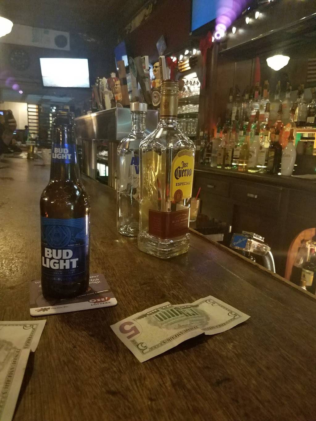 Dash Inn | restaurant | 2716 Mahoning Ave, Youngstown, OH 44509, USA | 3307935030 OR +1 330-793-5030