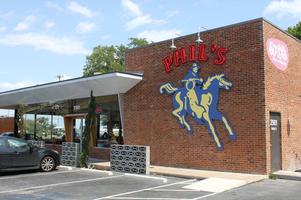 Phils Icehouse | restaurant | 2901 S Lamar Blvd, Austin, TX 78704, USA | 5127078704 OR +1 512-707-8704