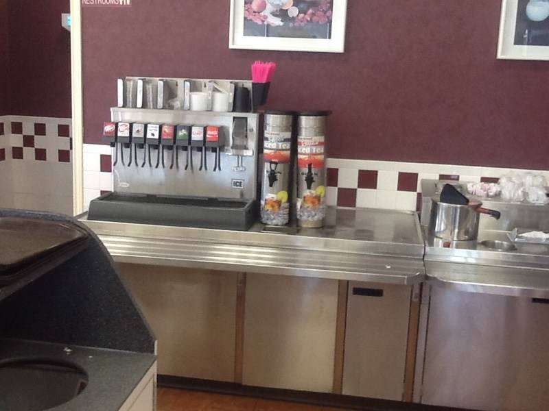 Braums Ice Cream & Burger Restaurant | restaurant | 1100 W Moore Ave, Terrell, TX 75160, USA | 9725512855 OR +1 972-551-2855