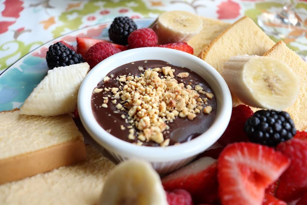 Grand Finale Restaurant | restaurant | 3 E Sharon Rd, Glendale, OH 45246, USA | 5137715925 OR +1 513-771-5925