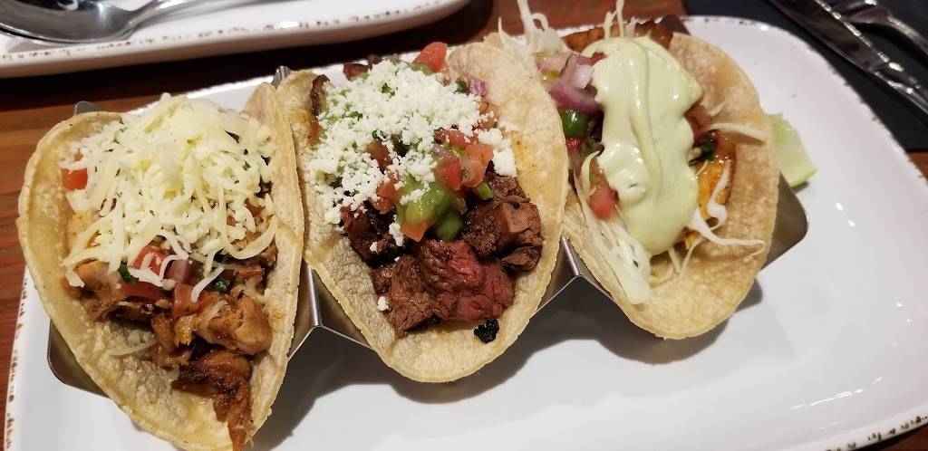 Fat Rosies Taco and Tequila Bar | restaurant | 47 E Chicago Ave, Naperville, IL 60540, USA | 6303280060 OR +1 630-328-0060