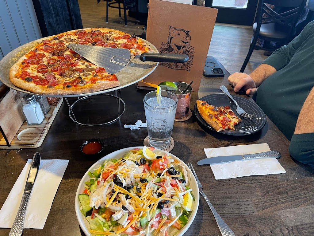 The Maple Pig | restaurant | 710 Main St, Presque Isle, ME 04769, USA | 2078104063 OR +1 207-810-4063