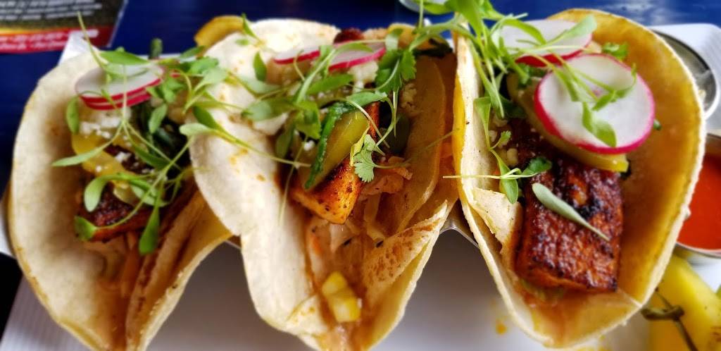 Rising Tide Tap & Table | restaurant | 523 Glen Cheek Dr, Port Canaveral, FL 32920, USA | 3215760676 OR +1 321-576-0676