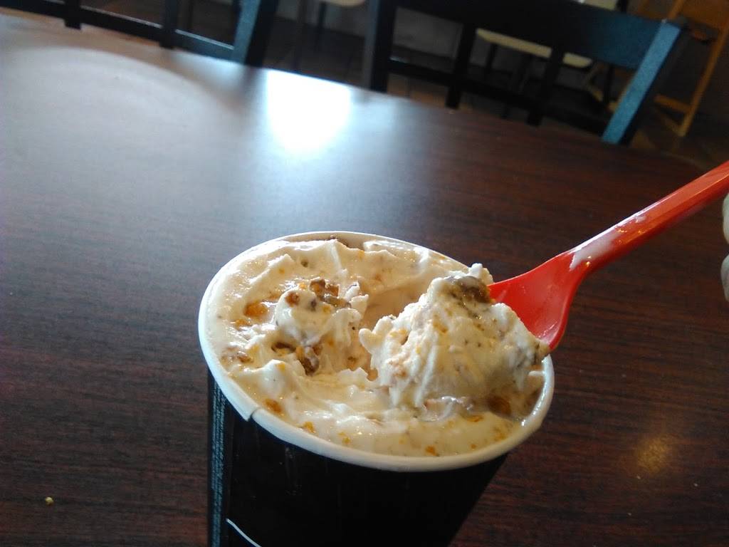 Dairy Queen Store | restaurant | 625 N Hampton Rd, DeSoto, TX 75115, USA | 9722233737 OR +1 972-223-3737