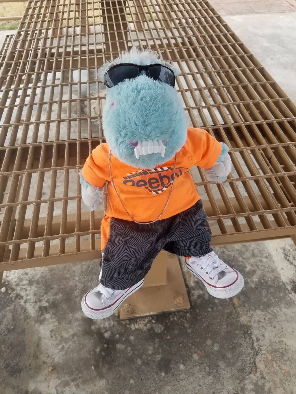 Long John Silvers | restaurant | 6125 Montana Ave, El Paso, TX 79925, USA | 9157797824 OR +1 915-779-7824