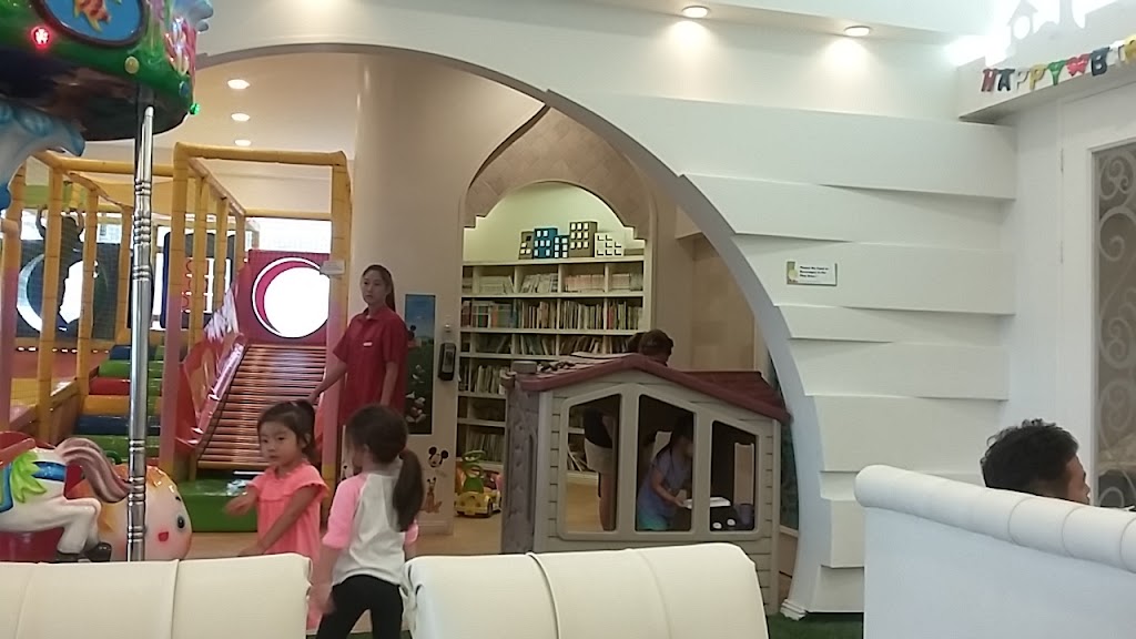 Little Prince Kids Cafe | restaurant | McComber Shopping Center, 5300 Beach Blvd #118, Buena Park, CA 90621, USA | 7146901432 OR +1 714-690-1432